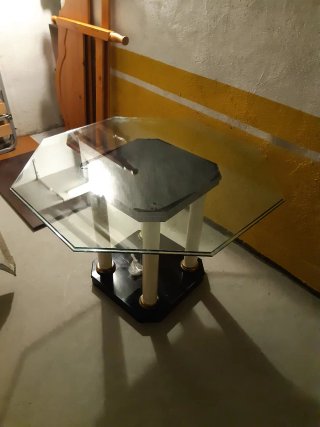 Mesa comedor cristal grueso pentagonal