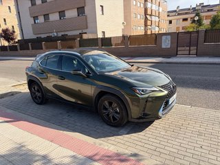 Lexus UX 2020