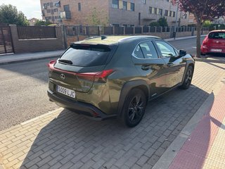 Lexus UX 2020