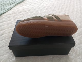Zapatillas Sneakers Beige y Verde Talla 36