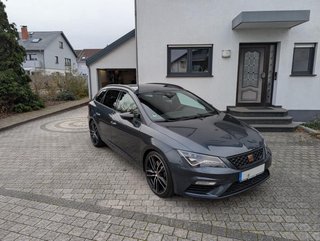 SEAT Leon ST CUPRA