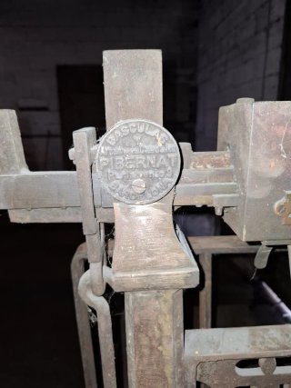 Báscula antigua industrial