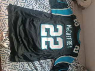 Camiseta NFL McCaffrey 22