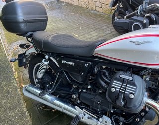 Moto Guzzi V9 Roamer 2018+baúl y casco/ropa lluvia