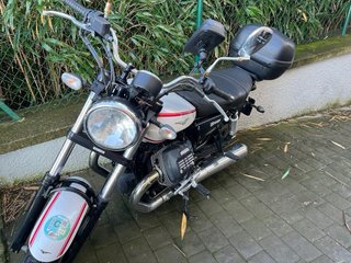 Moto Guzzi V9 Roamer 2018+baúl y casco/ropa lluvia