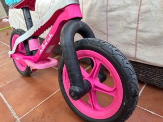 Bicicleta sin pedales niña