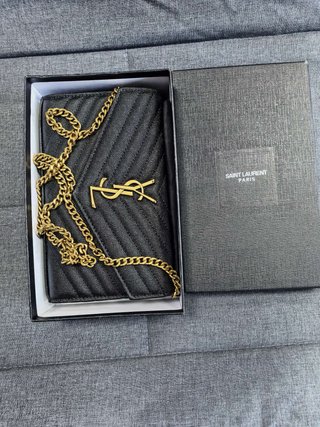 Bolso YSL Negro Cadena Dorada