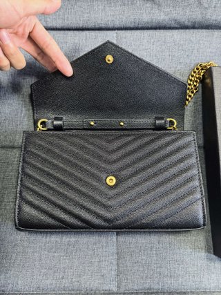 Bolso YSL Negro Cadena Dorada
