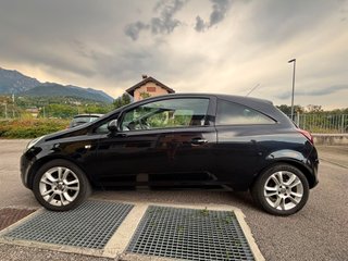Opel Corsa 1.4 Benzina – OK NEOPATENTATI