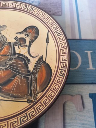Plato griego antiguo de colección
