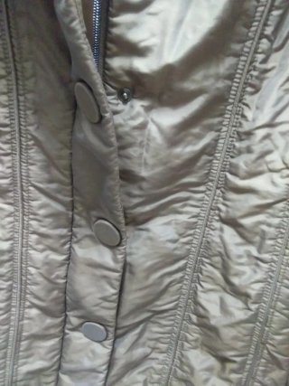 Abrigo de invierno mujer dorado