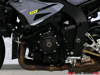 YAMAHA MT-10