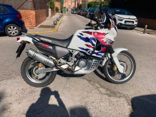 Honda Africa Twin 750 RD07a
