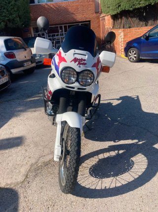 Honda Africa Twin 750 RD07a