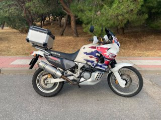 Honda Africa Twin 750 RD07a