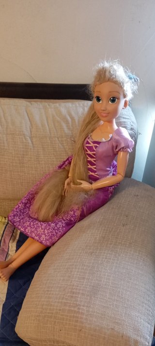 Muñeca Rapunzel 80 cm