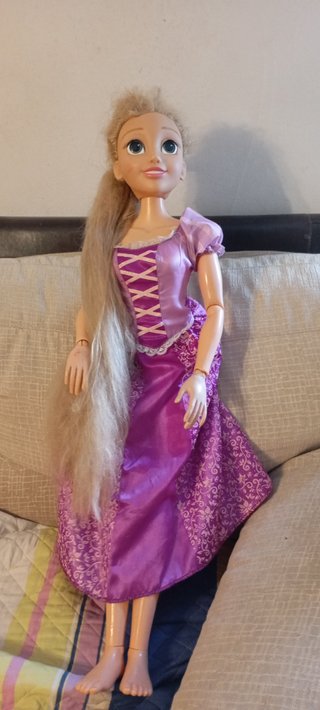 Muñeca Rapunzel 80 cm
