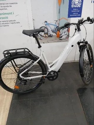Bicicleta Trekking Eléctrica Cuadro Bajo E-Actv 100 Gris