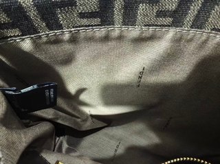 Borsa Fendi Baguette grande originale con due cinture