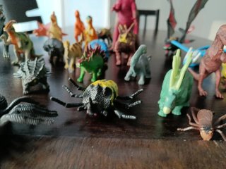 π Lote de figuras de animales y dinosaurios π