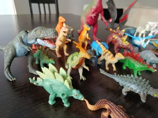 π Lote de figuras de animales y dinosaurios π