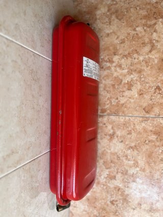 Vaso de expansión 8L 3 bar