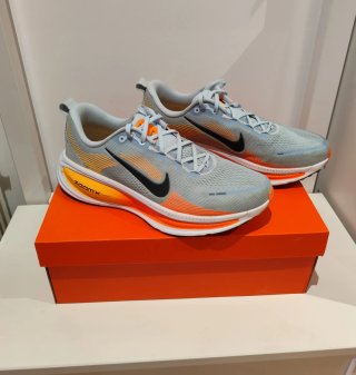 Zapatillas Nike Vomero 18 Talla 46