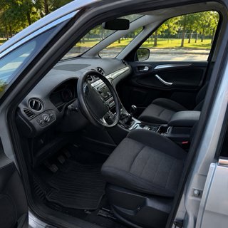 Ford S-MAX 2011