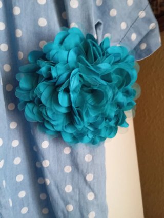 Flor para pelo azul/verde azulado