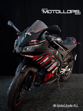 Aprilia RS 125 Negra y Roja