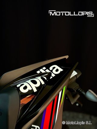Aprilia RS 125 Negra y Roja