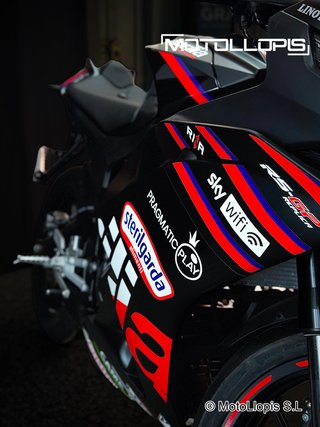Aprilia RS 125 Negra y Roja