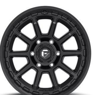 Juego de 4 Llantas 17 Fuel OffRoad Torque D690 Neg