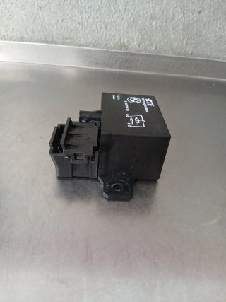 Relé Arranque BMW V23132-A2001-X044