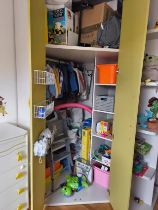 Habitación infantil completa.