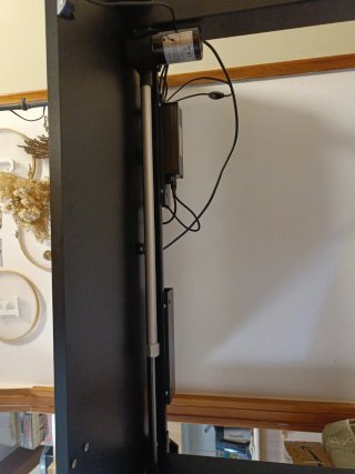 Mesa escritorio elevable Costway negra con Memory