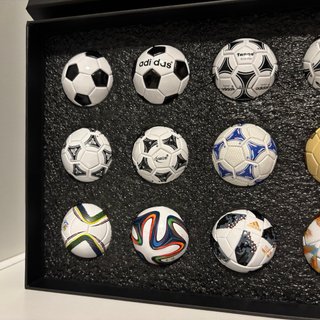 Collezione di 15 mini palloni Mondiali di Calcio