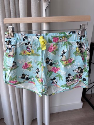 Pijama Zara Disney Talla XS Puede valer para niña