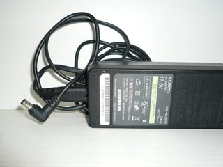 Cargador Sony Vaio VGP-AC19V13 19.5V
