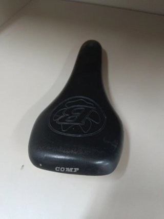 Sillín Bontrager comp Negro