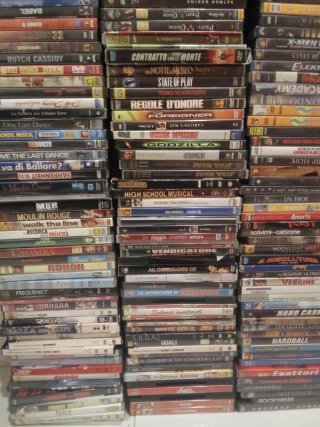 Lotto DVD Film Italiani e Stranieri  3 euro a DVD