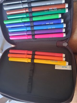 Estuche Milan con rotuladores