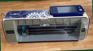 Plotter de corte Brother ScanNCut CM900 + Accesori