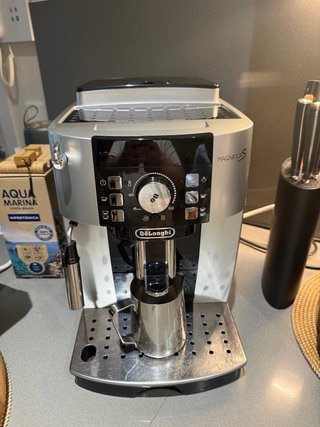 Cafetera DeLonghi Magnifica S