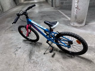 Bicicleta infantil niña