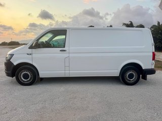 Volkswagen Transporter T6, Unico Propietario!