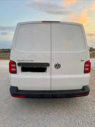 Volkswagen Transporter T6, Unico Propietario!
