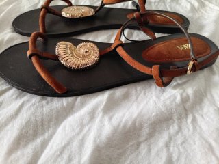 Sandalias Zara Marrón y Dorado