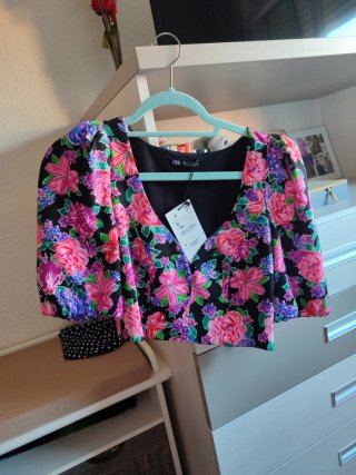Top floral Zara talla S