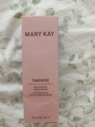 Varios productos de belleza de Mary Kay, no envío